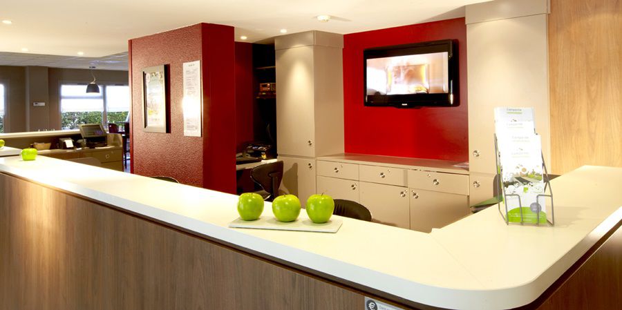Hotel Campanile Centre Mas-carbonnel