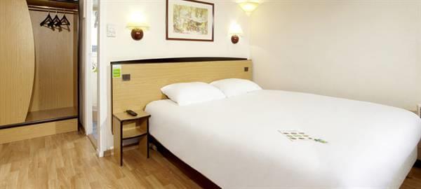 Campanile Prime - Centre 3* Nîmes
